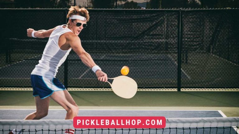 3 Pickleball Grips Explained - How To Hold A Pickleball Paddle ...