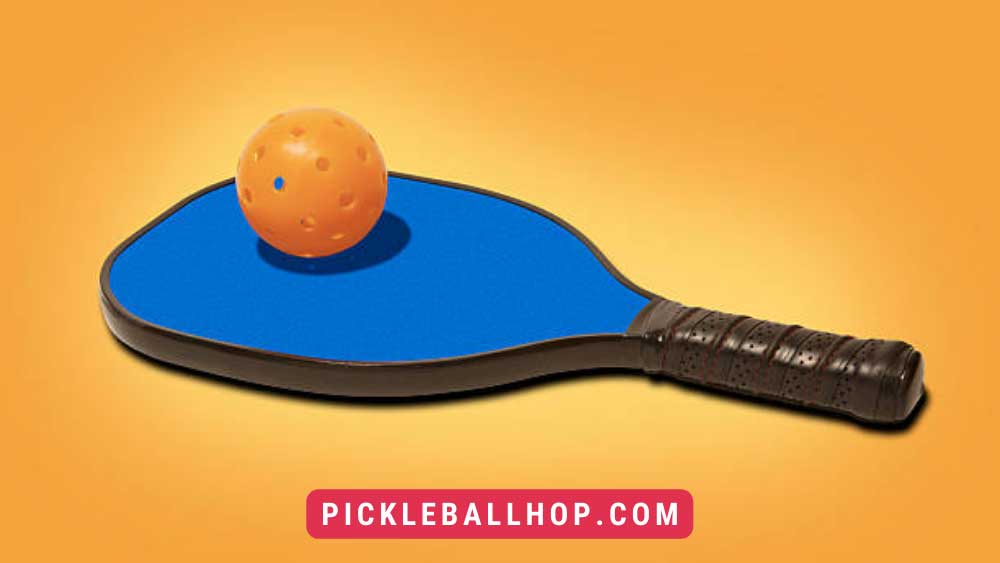 elongated vs standard pickleball paddle