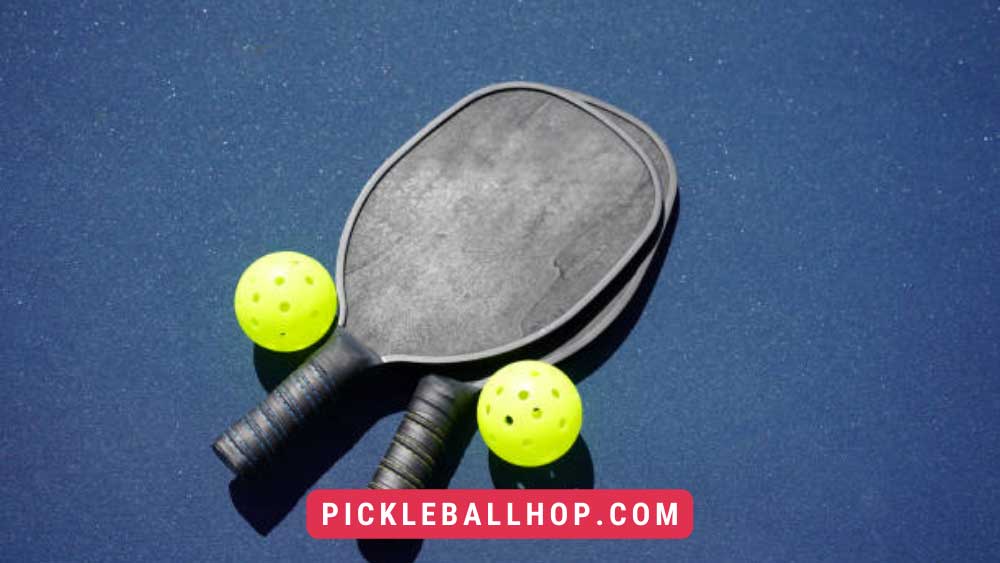 How to Clean a Pickleball Paddle