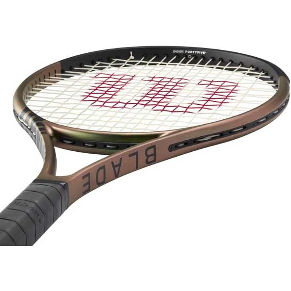 Wilson Blade 104 V8 Tennis Racket